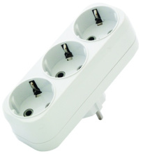 Тройник Универсал 16А с/з плоский белый (50)