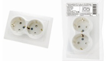 Розетка TDM Таймыр 2-ая белая с/з, шторки, бакелит. основание (10/200)
