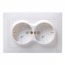 Роз. IEK Кварта 2-ая бел. с/з шторки (8/160)