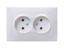 Роз. IEK Кварта 2-ая бел. б/з (9/180)